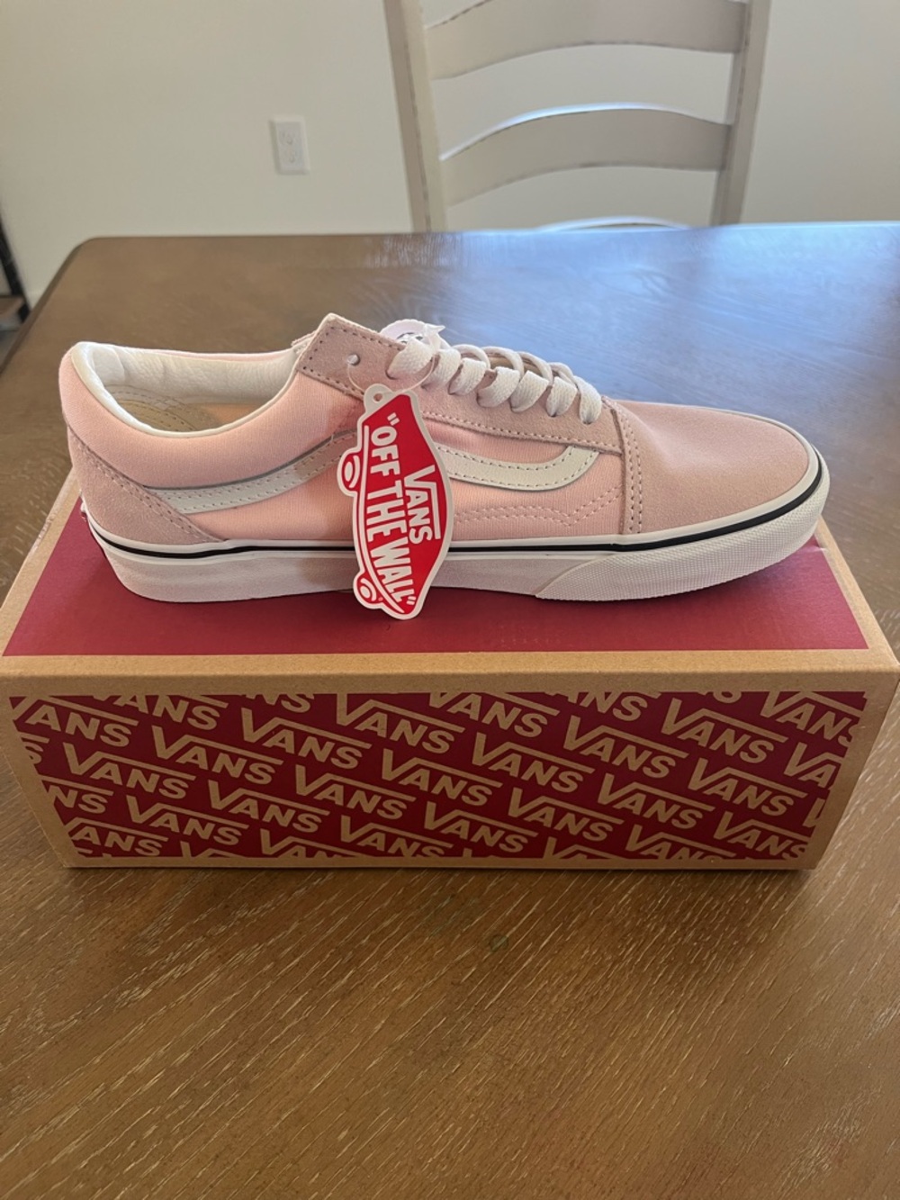 Vans Blushing Pink and White Old Skool Boxed Sneakers - Picture 2 of 4
